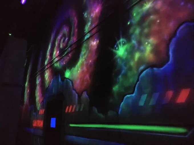 Hand-painted sci-fi murals line the walls of our immersive arena, creating a cinematic atmosphere you won't find at any other entertainment center in the Sacramento area. Every corner is a photo-worthy moment, a tactical advantage, and a reason families come back month after month.